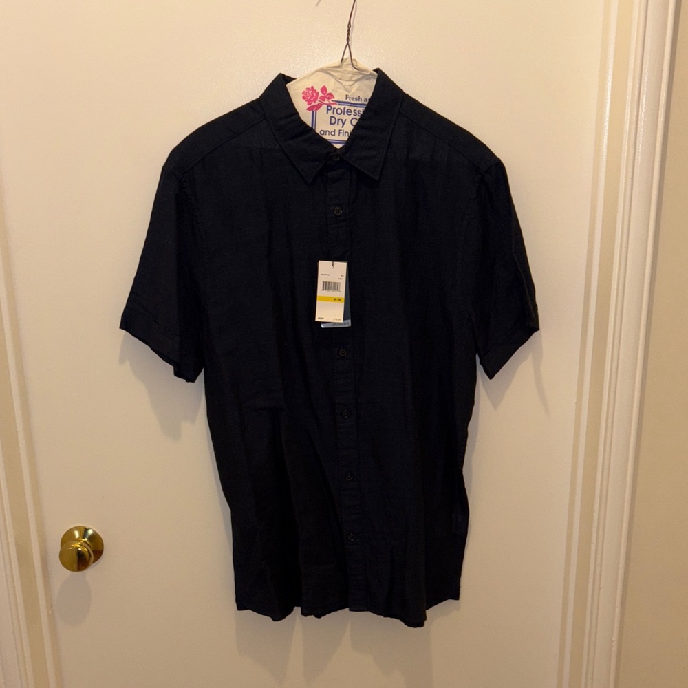 Perry Ellis Men's Dark Short Sleeve Shirt Linen